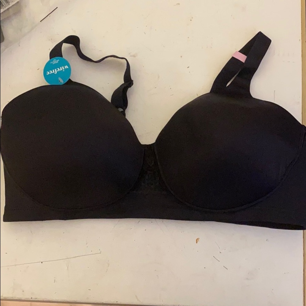 Vanity Fair Wire free 38D Black Bra